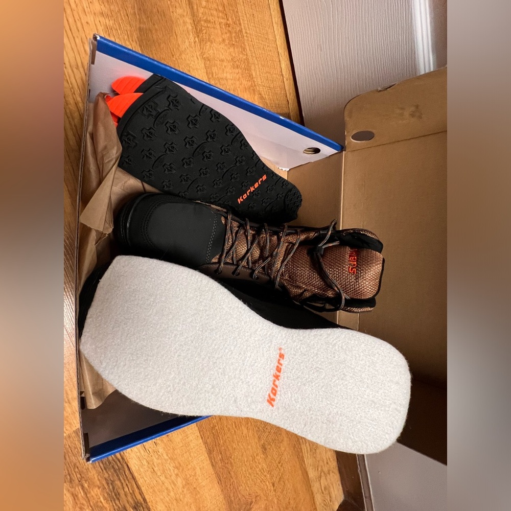 Korkers buckskin Wading Boots, NWT’s